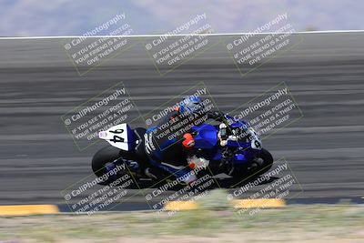 media/Apr-05-2024-Apex Assassins-CVMA Friday Practice (Fri) [[ee2ef04f2b]]/3-Racer 2/Session 3 (Bowl Speed Pans)/